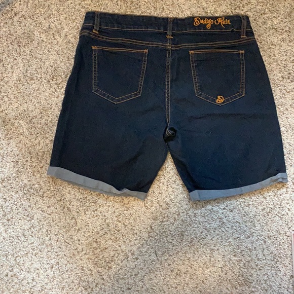 Jean shorts - Picture 2 of 2